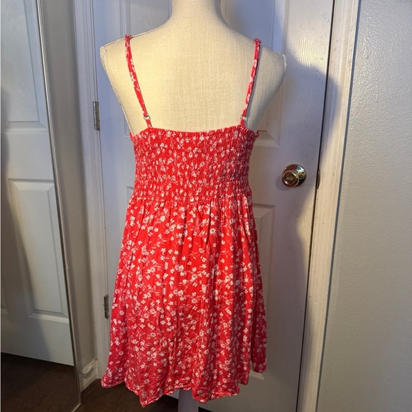 Skinny strap red floral summer dress - Picture 2 of 4